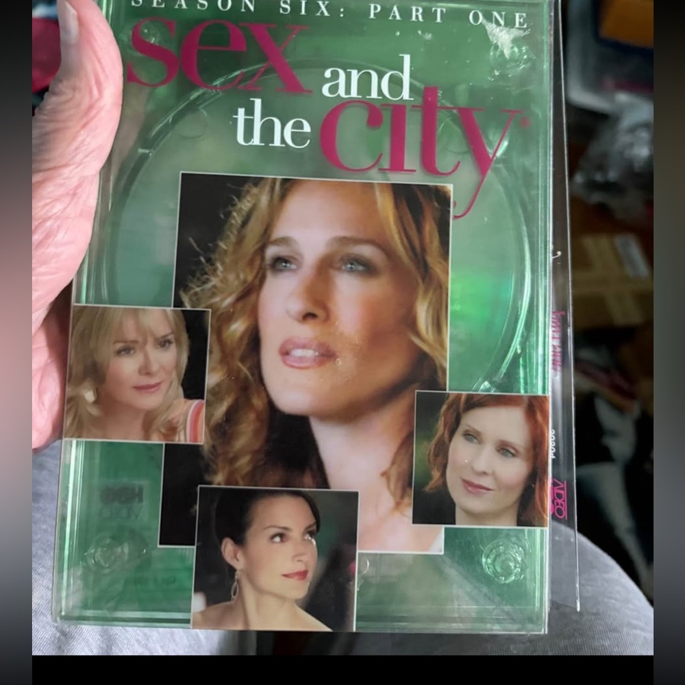 Sex and the City Season Six Part 3/ Dics